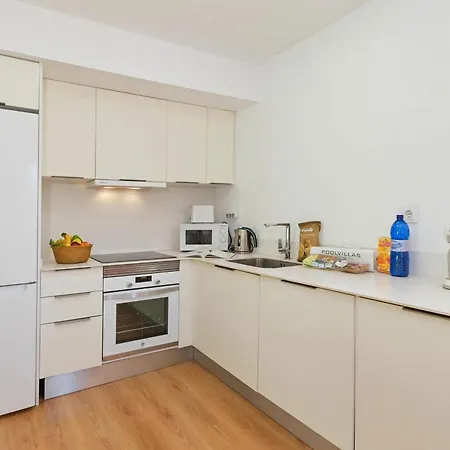 Appartement Marina B2 *